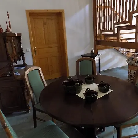 Platan Panzio Bed & Breakfast *