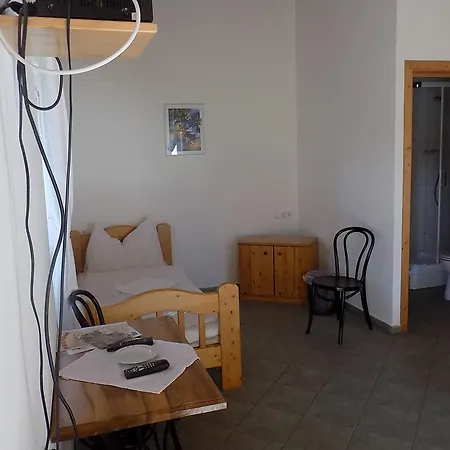 Platan Panzio 3* Nyul